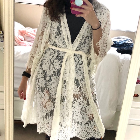 Stylestalker Sweaters - StyleStalker white lace wrap size large